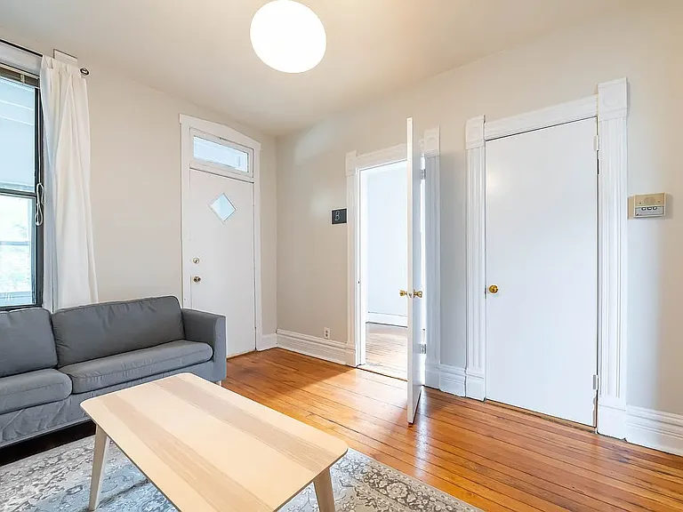 2345 N Bosworth Ave #1R — Photo 17