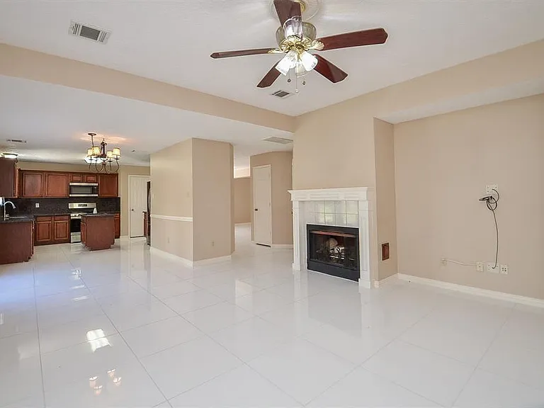 3702 Lauderwood Ln — Photo 5