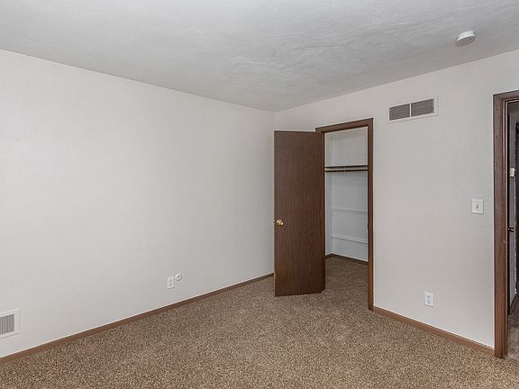 2nd image of 2415 Jebens Ave #18
