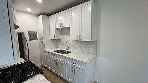 3rd image of 323 E Chestnut St APT 12