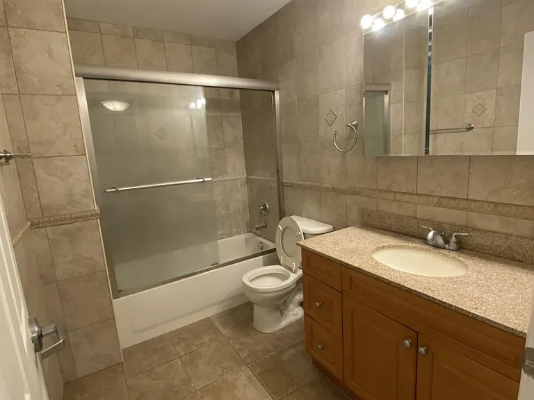 59 E Main St #Q — Photo 7