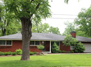 1219 Old Cannons Ln, Louisville, KY 40207