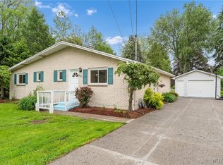 635 Rowley Rd, Depew, NY 14043