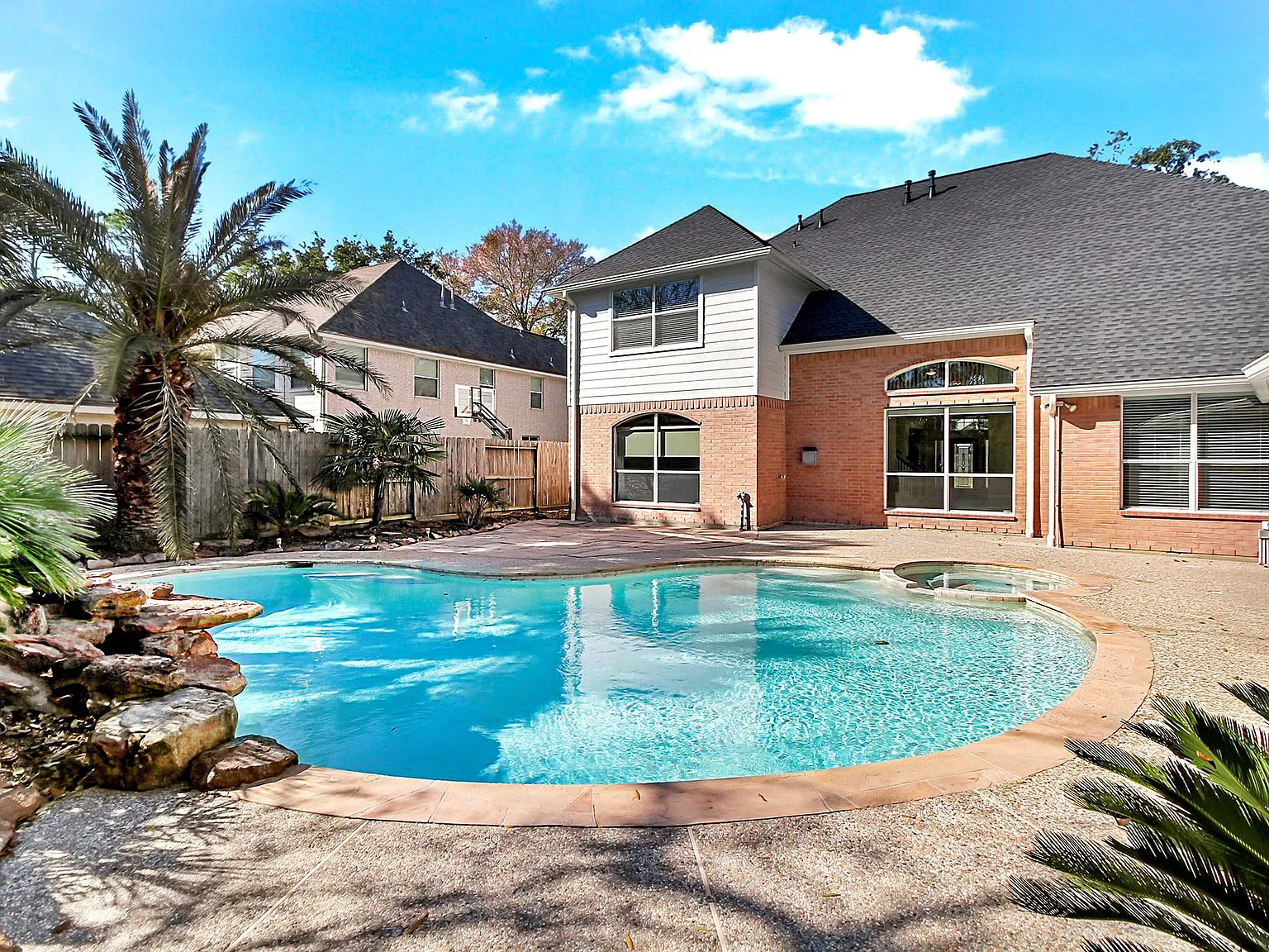 4 bed, 3.5 bath, 3436 sqft, $4,500 — Photo 3
