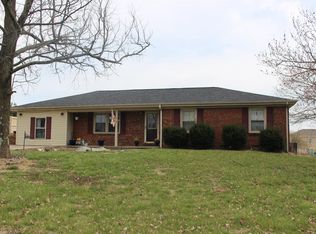 433 Haddix St, Harrodsburg, KY 40330