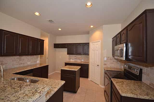 1st image of 2813 Cypress Point Dr