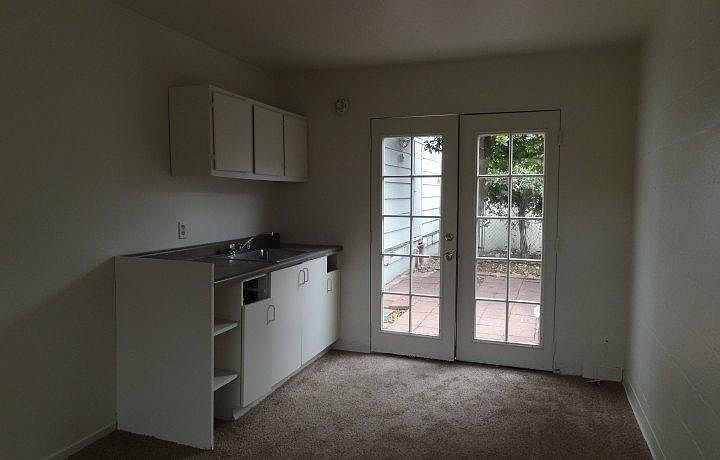 2nd image of 1127 Shell Beach Rd APT 6