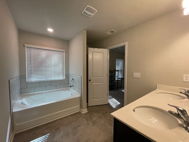 4962 Lower Elm St — Photo 22