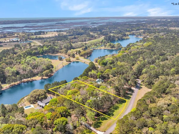 4173 Gnarled Oaks Ln, Johns Island, SC 29455