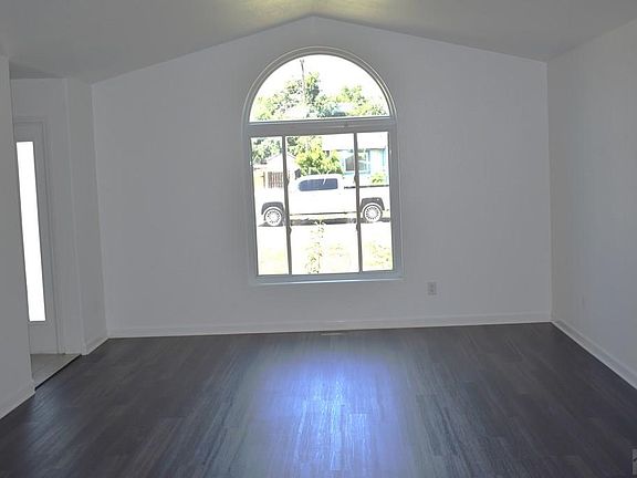 4th image of 1417 Bradish Ave