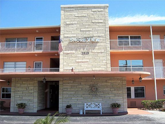2nd image of 1819 Shore Dr S APT 211