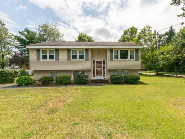 1 Laurel St, Pepperell, MA 01463