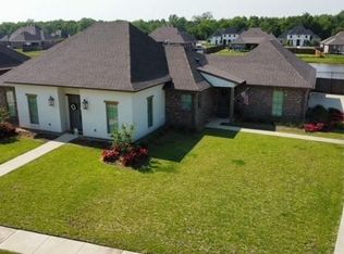 148 Woods Edge Dr, Alexandria, LA 71303
