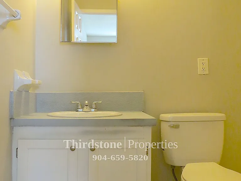 1324 Jefferson Ave #C — Photo 12