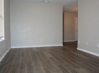 2113 R W Bivens Ln, Fort Worth, TX 76105