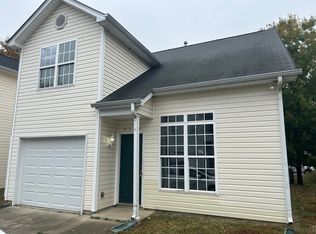 5144 Brooktree Dr, Charlotte, NC 28208