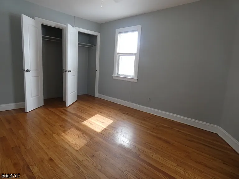 672 Mount Hope Ave #4 — Photo 10