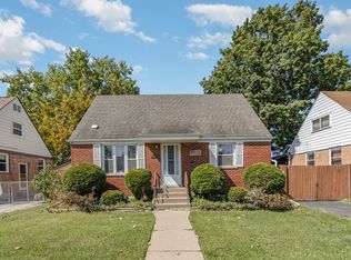 17518 Roy St, Lansing, IL 60438