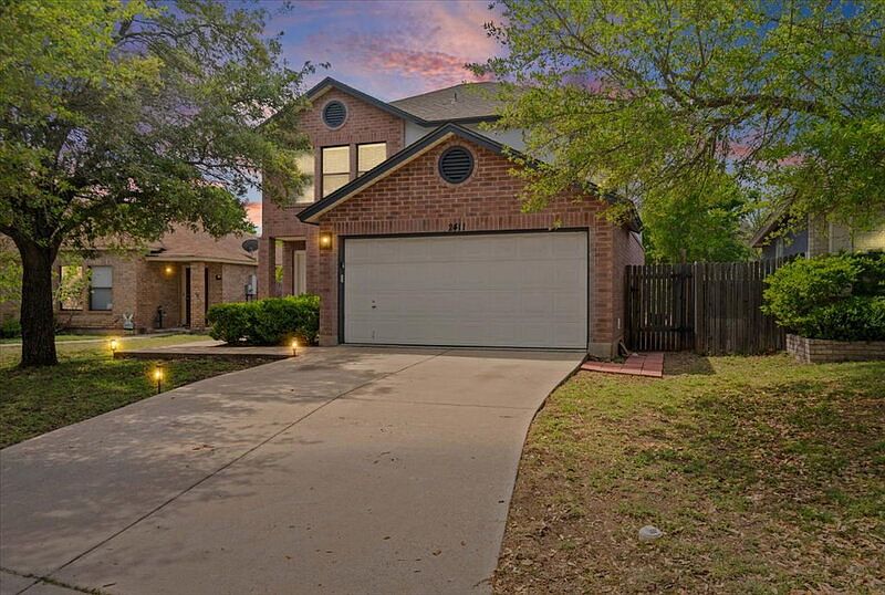 1st image of 2411 Glen Field Dr