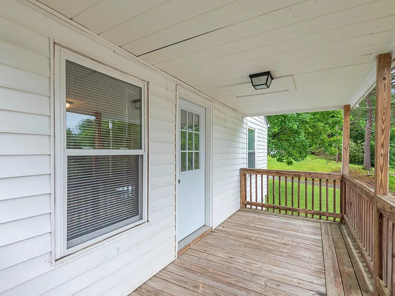 1709 Forrester Rd — Photo 7