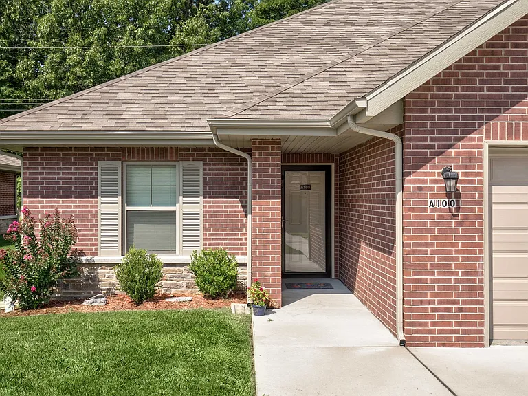 Ingram Mill Villas 55+ — Photo 2
