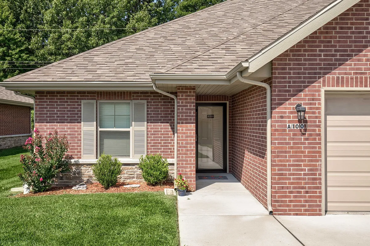 Building Photo - Ingram Mill Villas 55+