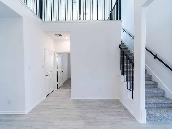 5th image of 6223 Park Landing Ln