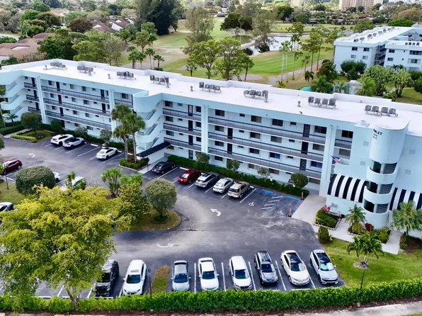 6698 10th Avenue N #106, Lake Worth, FL 33467