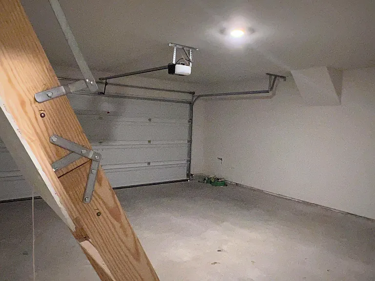 3086 Chillingham Dr — Photo 14