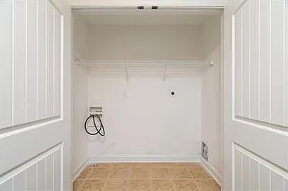 4814 Fountain View Way — Photo 12