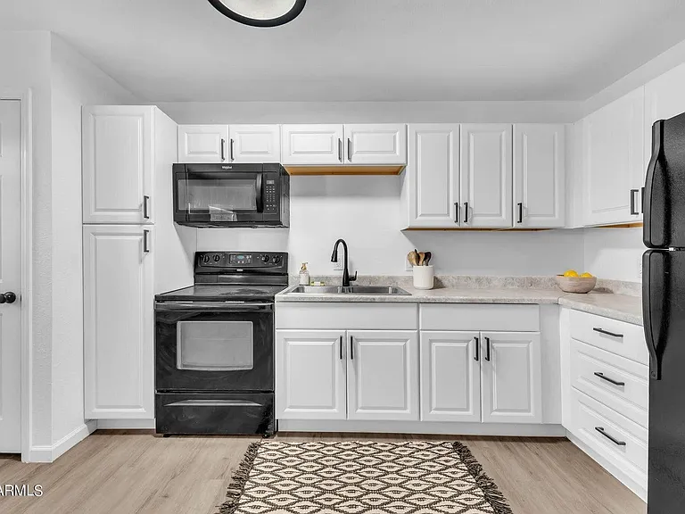 1505 W McKinley St #1 — Photo 8