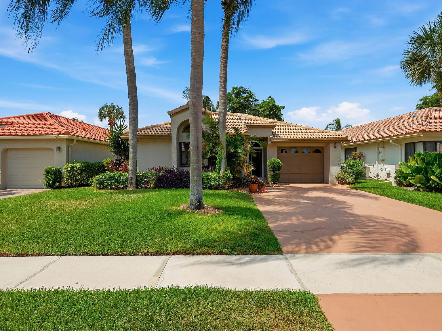 3 bed, 2.0 bath, 1634 sqft, $3,500 — Photo 1
