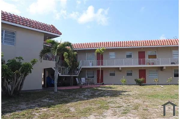Building Photo - 1798 NW 15th Vis #11