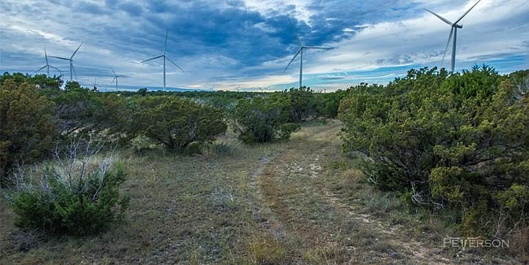 2nd image of 834 County Road 672