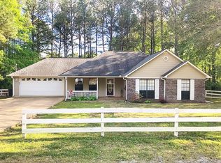 8 Daniel Dr, Iuka, MS 38852