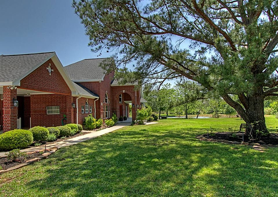 1st image of 14157 Hillshire Dr