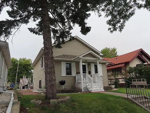2nd image of 389 Roy St N #1