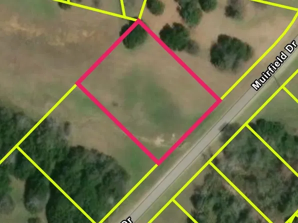 7028 Muirfield Dr, Cleburne, TX 76033