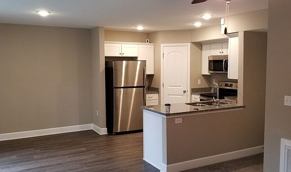 4th image of 940 SE Tequesta Ln