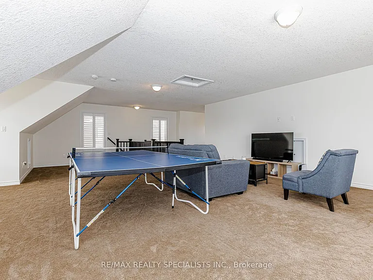 117 Norma Cres #MAIN UPPER — Photo 31