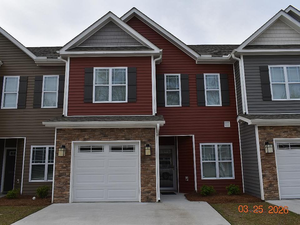 1st image of 1820 Fox Den Way