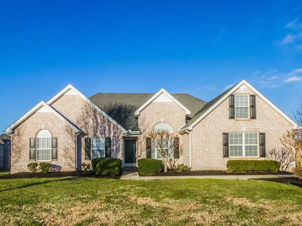 1432 Factors Walk, Murfreesboro, TN 37128