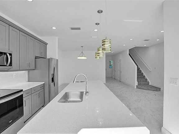 5th image of 616 Parsons Way #616