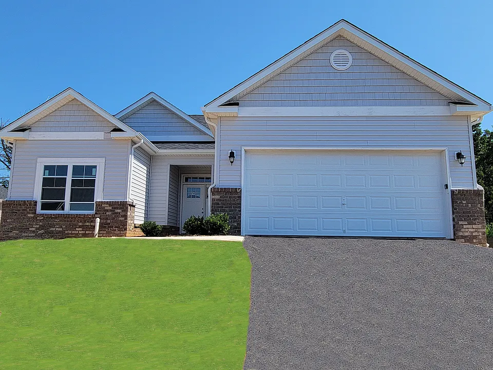 261 Crystal Ln