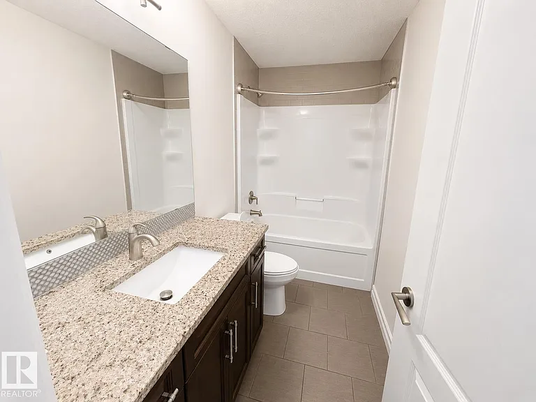 1646 Davidson Grn SW — Photo 17