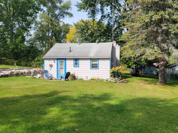 1501 Elms Pl, Beaverton, MI 48612