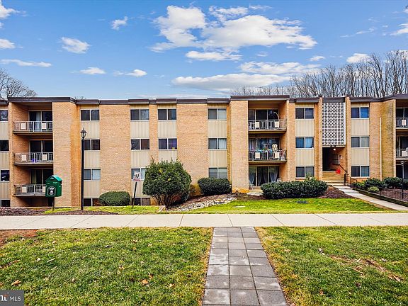 5th image of 5113 Crossfield Ct APT 3