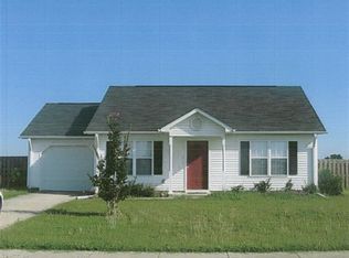 105 Airleigh Pl, Richlands, NC 28574