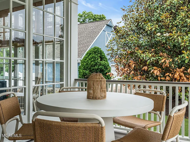 206 Brighton Ave — Photo 99