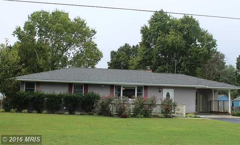 1st image of 45465 Locust Grove Dr